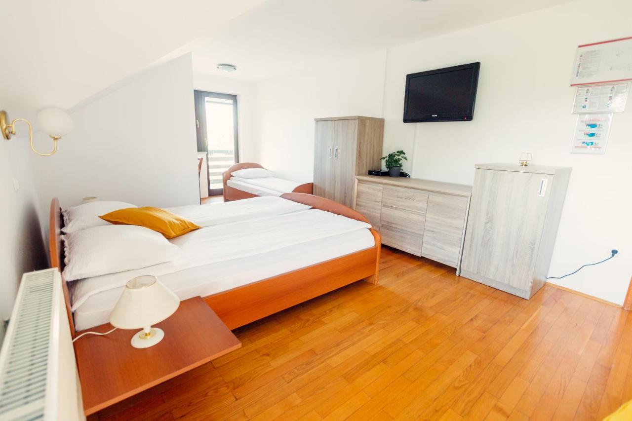Frankovic Bed&Breakfast Vinica Zewnętrze zdjęcie